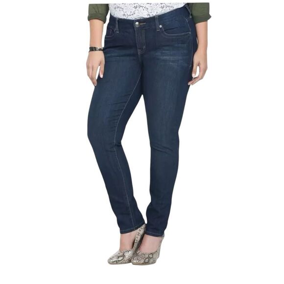 Torrid Dark Wash Skinny Jeans - Picture 1 of 10
